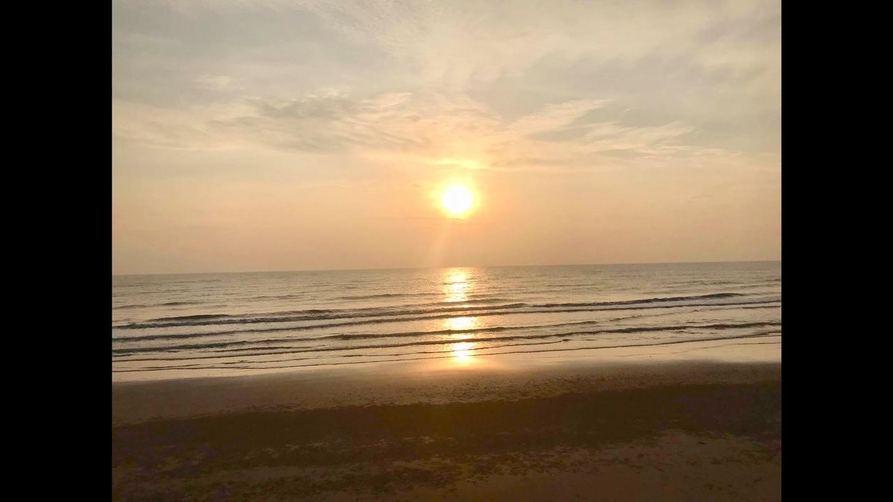 Oriental Beach By Winnie Ча-Ам Экстерьер фото